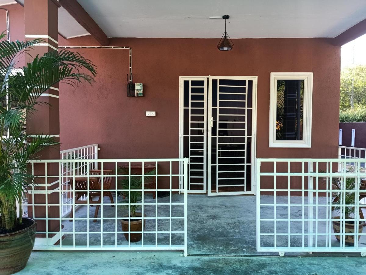 Aliza Scawa Homestay كوالا بيلاه المظهر الخارجي الصورة